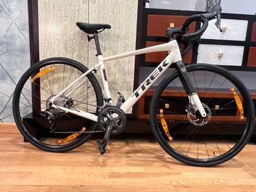 Used Trek Domane AL 4 Gen 4 2026 2026 Road & Gravel