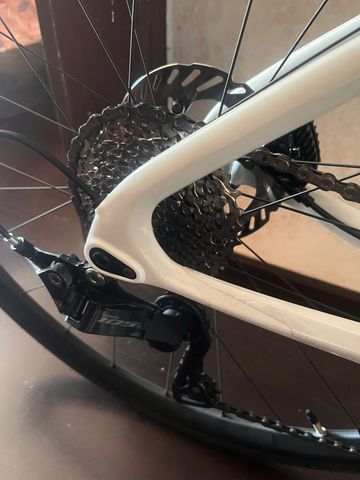Używany Bianchi Sprint 105 2024 2024 Road & Gravel — zdjęcie 8 z 11