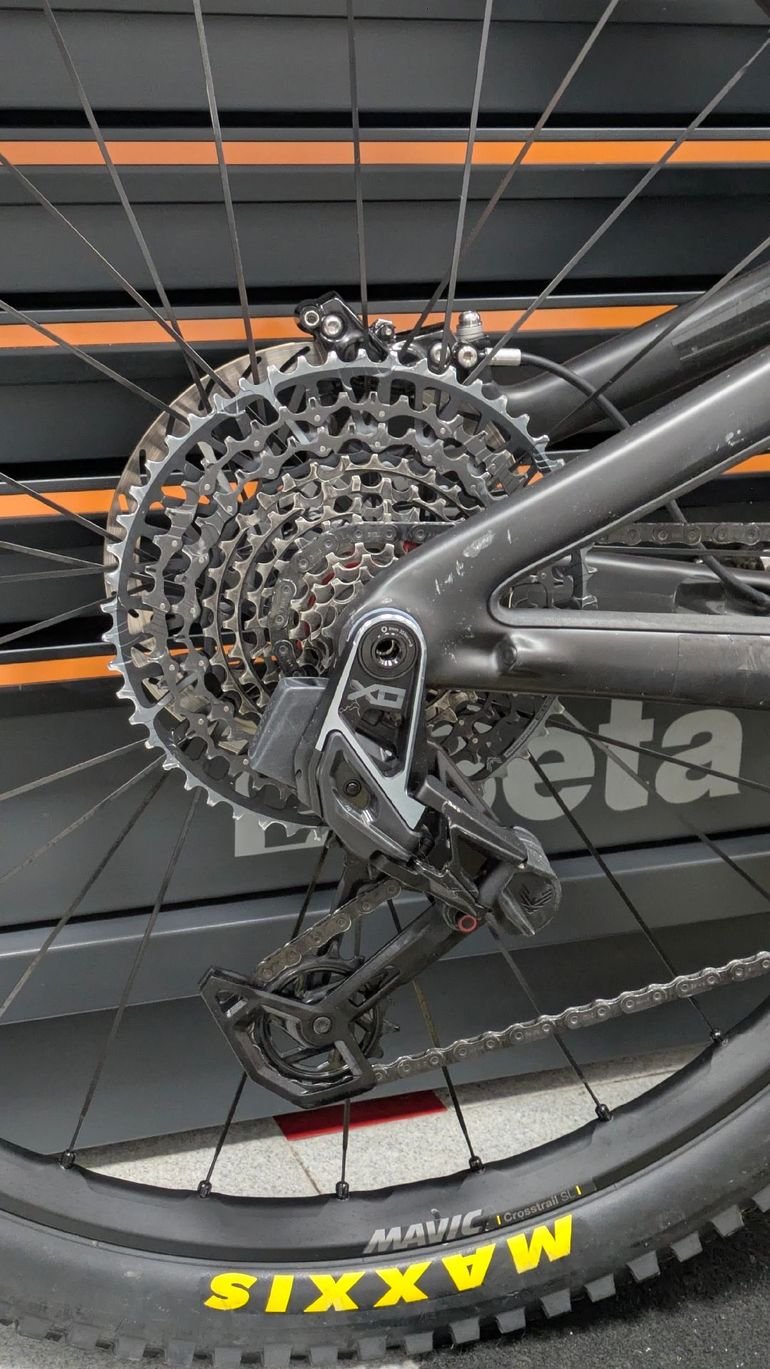 Brugt Yeti SB130 T2 2023 2023 Mountainbike — billede 5 af 23