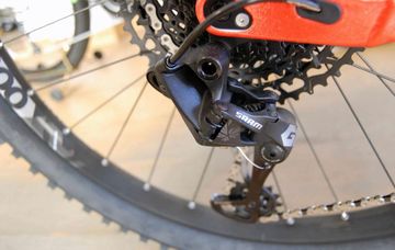 Gebrauchtes BMC TRAILFOX AMP SX 2019 2019 Mountainbike, Rot — Bild 3 von 5