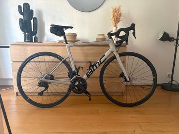 Używany BMC Teammachine SLR 01 FIVE 2022 2022 Road & Gravel — zdjęcie 1 z 8