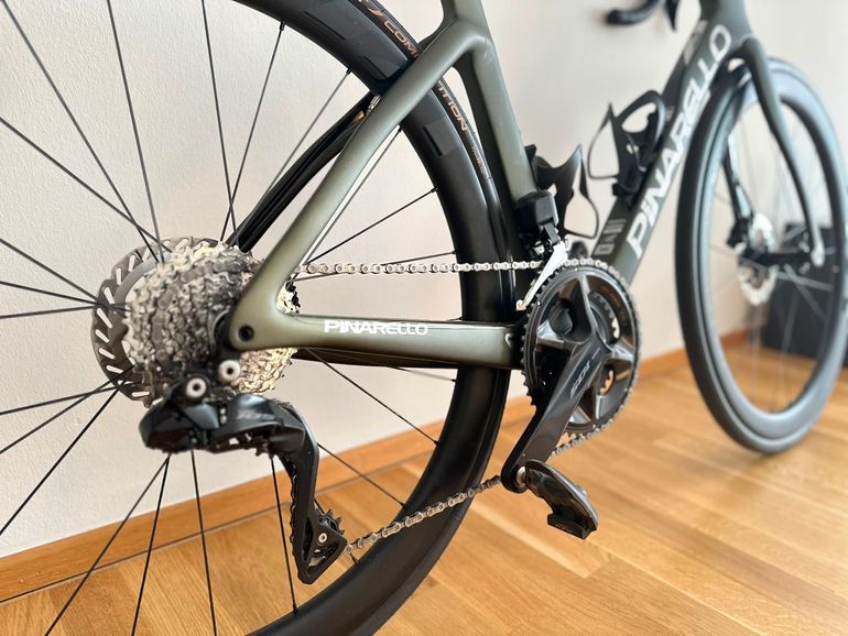 Brugt Pinarello F5 105 Di2 2026 2026 Road & Gravel — billede 2 af 4