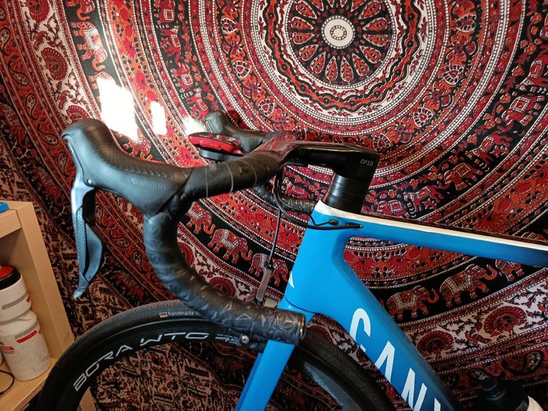Brugt Canyon Ultimate CF SL 8.0 Di2 2019 2019 Road & Gravel — billede 7 af 13