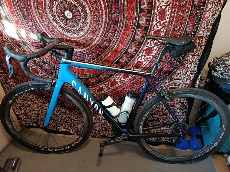 Brugt Canyon Ultimate CF SL 8.0 Di2 2019 2019 Road & Gravel — billede 5 af 13