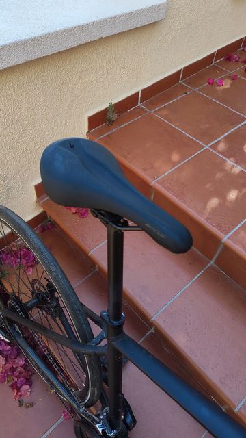 Specialized Sirrus Urban de segunda mano, Negro — imagen 7 de 7