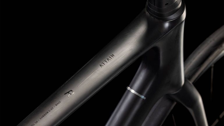 Brugt CUBE ATTAIN C:62, RACE 2025 2025 Road & Gravel — billede 2 af 9