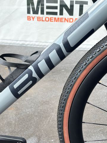 Used BMC Kaius 01 THREE 2026 2026 Road & Gravel, Light Gray — image 4 of 7