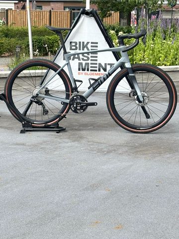 Used BMC Kaius 01 THREE 2026 2026 Road & Gravel, Light Gray — image 2 of 7