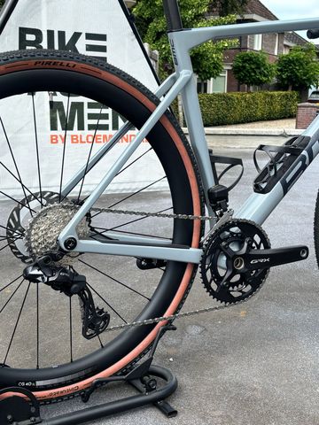 Used BMC Kaius 01 THREE 2026 2026 Road & Gravel, Light Gray — image 3 of 7