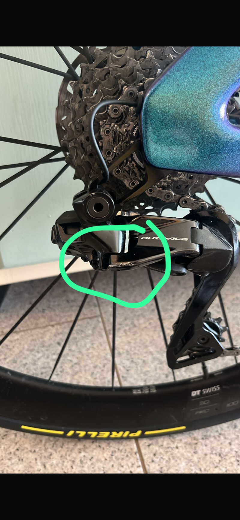 Używany Canyon Aeroad CFR Di2 2025 2025 Road & Gravel — zdjęcie 11 z 11