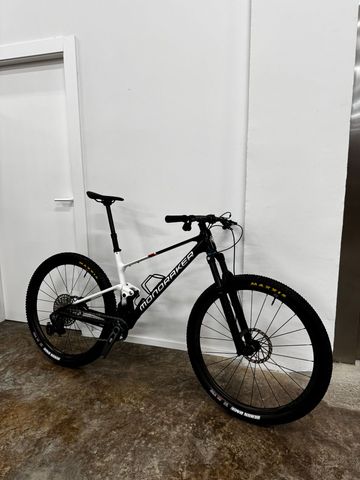 Gebrauchtes Mondraker F-PODIUM RS 2024 2024 Mountainbike, Schwarz, 29 — Bild 2 von 8