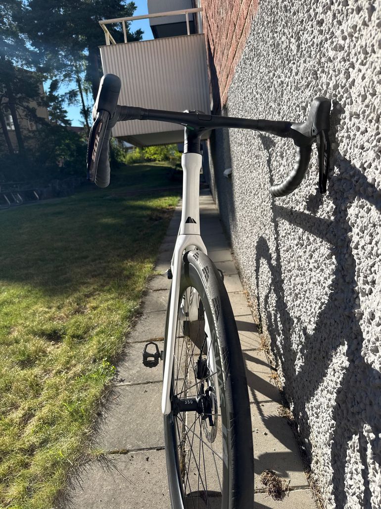 Brugt Canyon Aeroad CF SLX 7 Di2 2026 2026 Road & Gravel — billede 7 af 9
