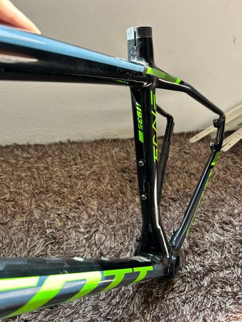 Scott Contessa Scale 900 2017 Frameset 2017 Mountainbike usato, Nero — immagine 6 di 10