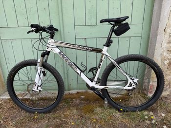 Conor WRC Shimano SLX 2013 Mountainbike usato, Bianco — immagine 2 di 9