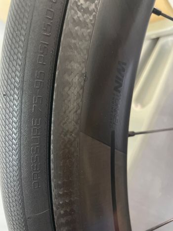 Used Specialized Tarmac Shimano 105 Di2 2019 Road & Gravel, Light Gray — image 4 of 6