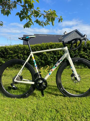 Brugt Trek Emonda Shimano 105 Di2 2025 Road & Gravel
