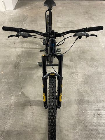 Brugt Trek Slash 8 Gen 6 2024 2024 Mountainbike — billede 4 af 13