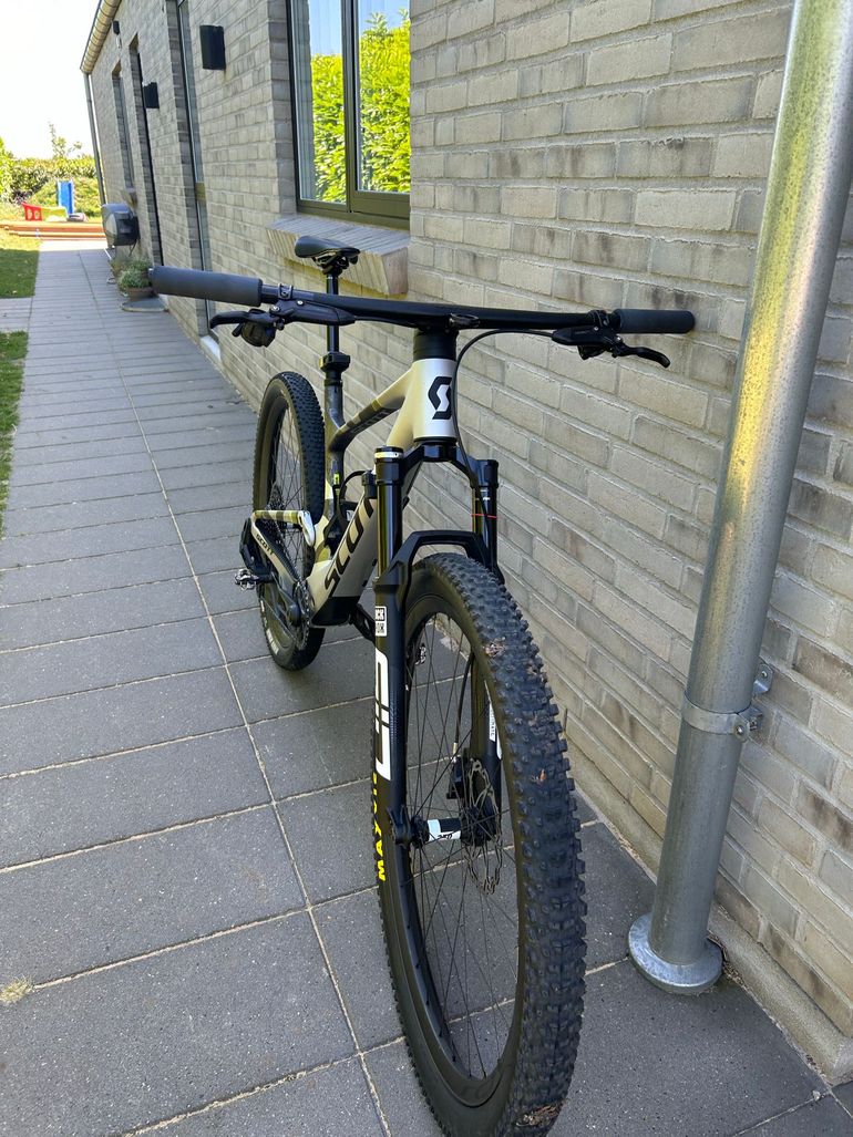 Brugt Scott Spark RC World Cup 2025 2025 Mountainbike — billede 6 af 9