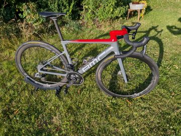 BMC Teammachine SRAM Red eTap AXS 2023 Road & Gravel usato, Grigio chiaro — immagine 14 di 25