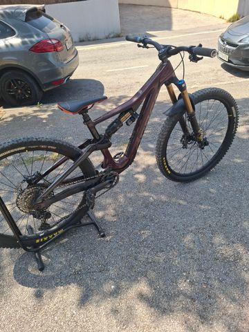 Orbea Rallon 2023 Mountainbike de segunda mano, Morado — imagen 3 de 11