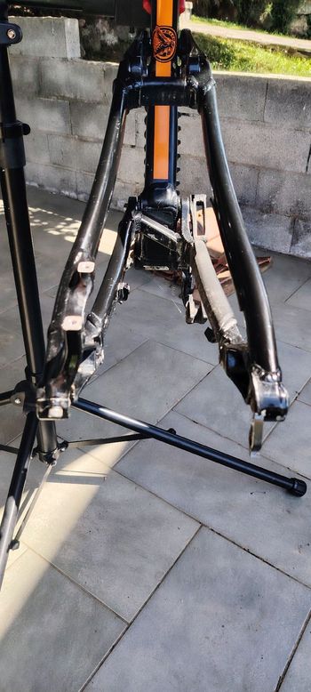 Norco Aurum A7.2 2017 Frameset 2017 Mountainbike usato, Nero — immagine 8 di 9