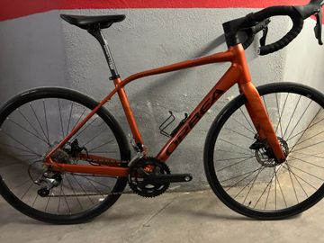 Tweedehands Orbea AVANT H40 2024 2024 Road & Gravel — afbeelding 1 van 7