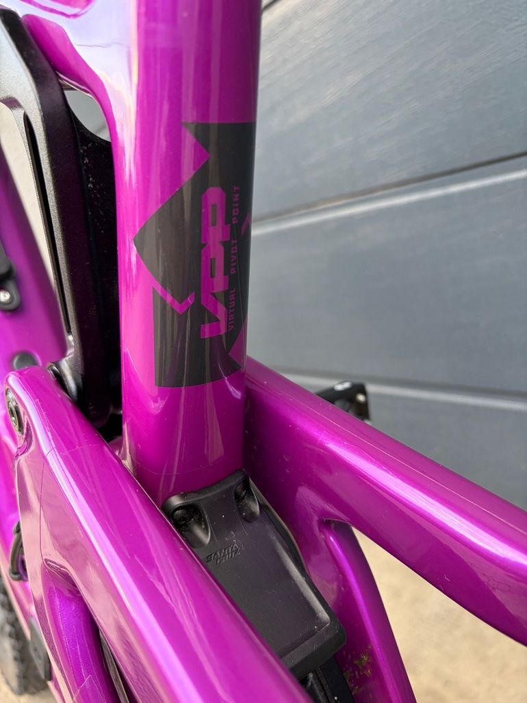 Used Santa Cruz Heckler SRAM GX 2024 Mountainbike, Purple, Mixed — image 13 of 24