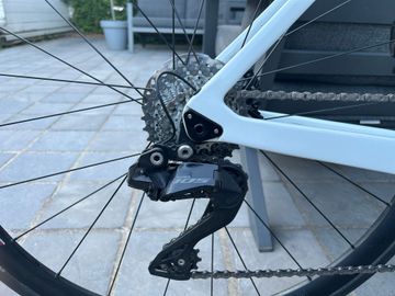 Gebrauchtes Gusto Custom Shimano 105 2025 Road & Gravel, Weiß — Bild 4 von 4