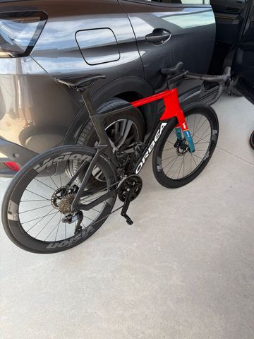 Używany Orbea orca Aero Custom Shimano 105 Di2 2024 Road & Gravel — zdjęcie 2 z 3