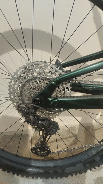 Used Scott Spark 930 2023 2023 Mountainbike, Green, 29 — image 3 of 5