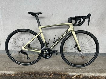 Używany Specialized Tarmac SL7 Comp - Shimano 105 Di2 2025 2025 Road & Gravel