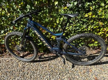 Używany Scott Genius E-ride 920 2022 2022 MTB