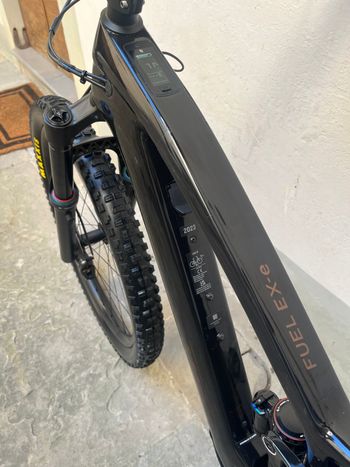 Brugt Trek Fuel EXe 9.8 2023 2023 Mountainbike — billede 5 af 17