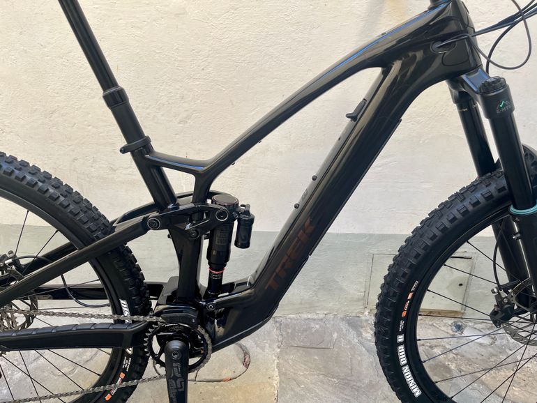 Brugt Trek Fuel EXe 9.8 2023 2023 Mountainbike — billede 3 af 17