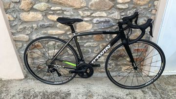 Used B’TWIN Custom Shimano 105 2020 Road & Gravel, Black — image 1 of 13