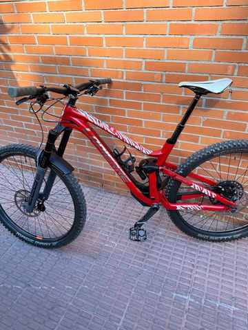 Lapierre Spicy CF Team 2023 Frameset 2023 Mountainbike de segunda mano, Rojo — imagen 5 de 5