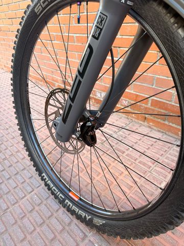 Lapierre Spicy CF Team 2023 Frameset 2023 Mountainbike de segunda mano, Rojo — imagen 3 de 5