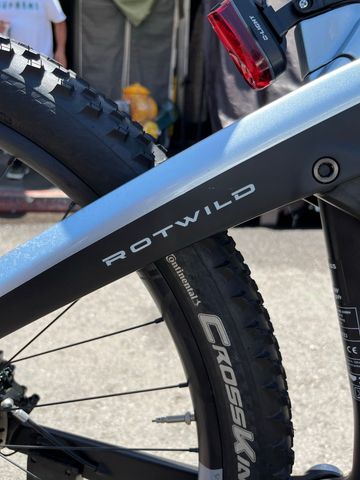 Used Porsche Custom Shimano Deore XT Di2 2023 Mountainbike, Light Gray — image 6 of 8