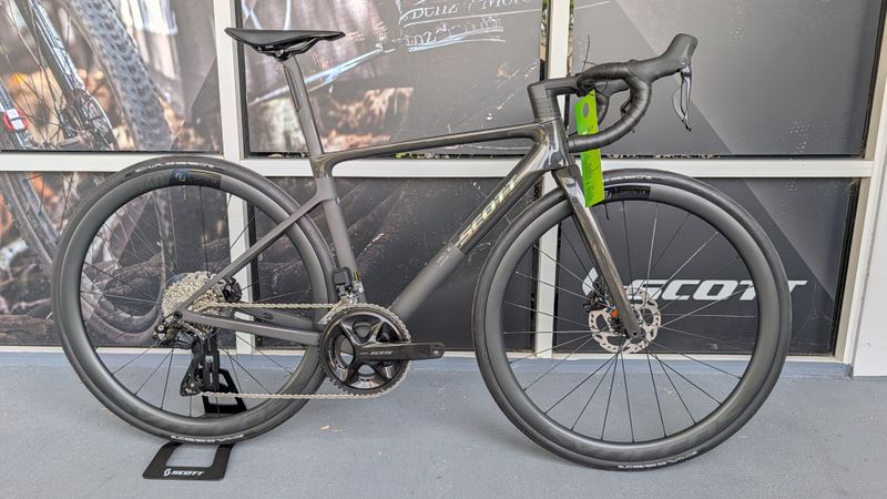 Used Scott Addict RC 30 2026 2026 Road & Gravel