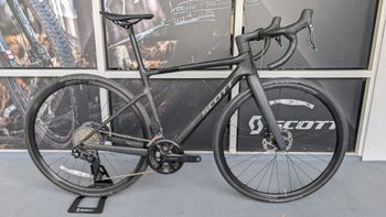 Used Scott Addict 40 2025 2025 Road & Gravel