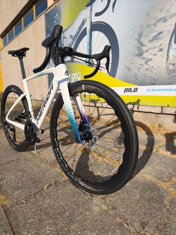 Used Merida REACTO 5000 2027 2027 Road & Gravel, White — image 2 of 5