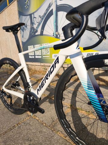 Used Merida REACTO 5000 2027 2027 Road & Gravel, White — image 3 of 5