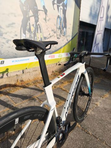 Used Merida REACTO 5000 2027 2027 Road & Gravel, White — image 2 of 5