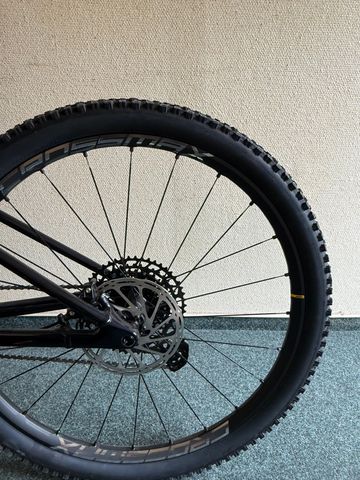 Używany Mondraker RAZE R 2024 2024 Mountainbike — zdjęcie 6 z 8