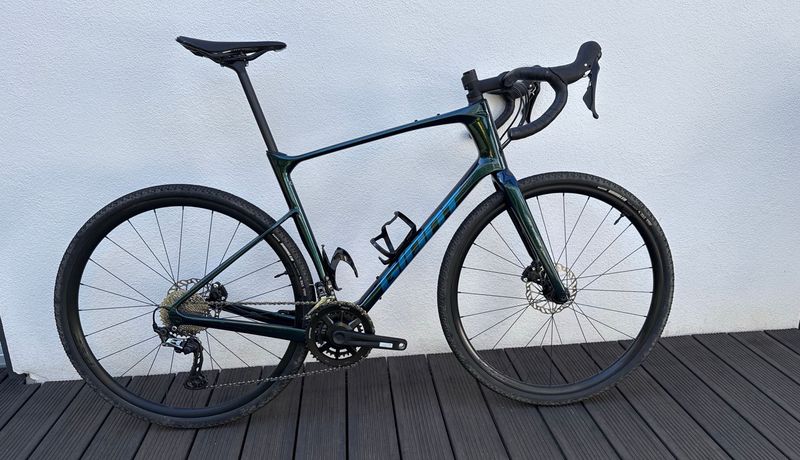 Used Giant Revolt Shimano GRX 2023 Road & Gravel