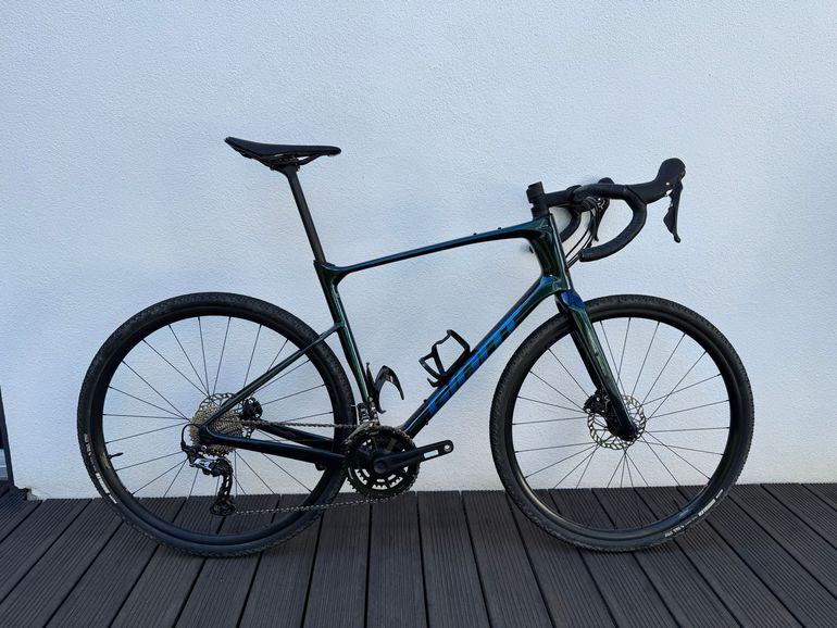 Gebrauchtes Giant Revolt Shimano GRX 2023 Road & Gravel, Blau — Bild 5 von 12