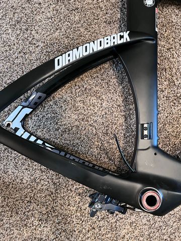 Used Diamondback Serios F 2017 Frameset 2017 Road & Gravel, Black — image 4 of 9