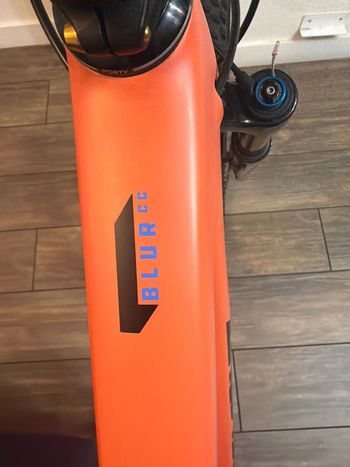 Used Santa Cruz Blur SRAM XX SL Eagle AXS (T-Type) 2023 Mountainbike, Orange — image 5 of 12