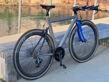 Used Guru Custom SRAM Force eTap AXS 2009 Road & Gravel, Light Gray — image 6 of 9