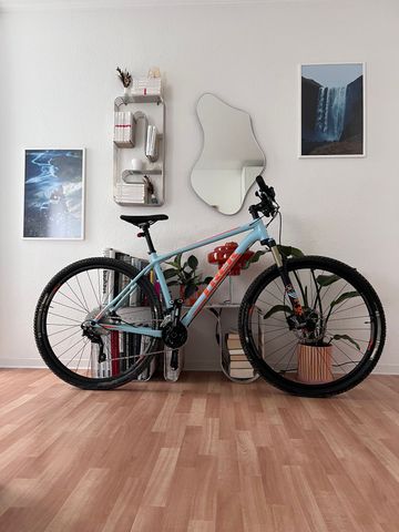Brugt Trek SUPERFLY 7 L 29 BL-OG 2016 2016 MTB